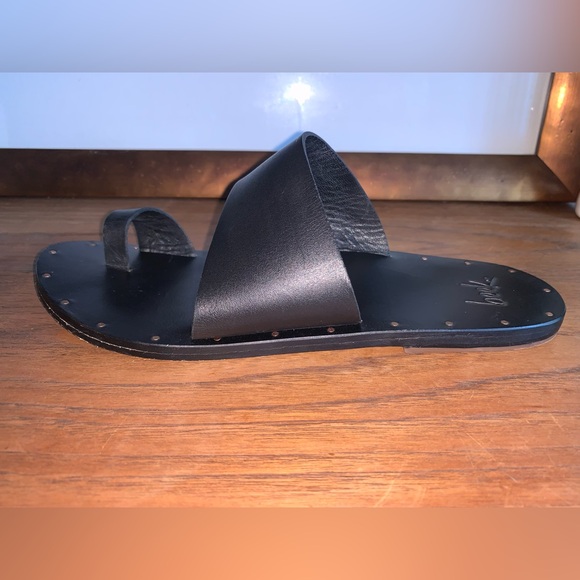 Beek! Finch Leather Toe Ring Sandal 
EUC - $85/Orig. $280 - Picture 6 of 14